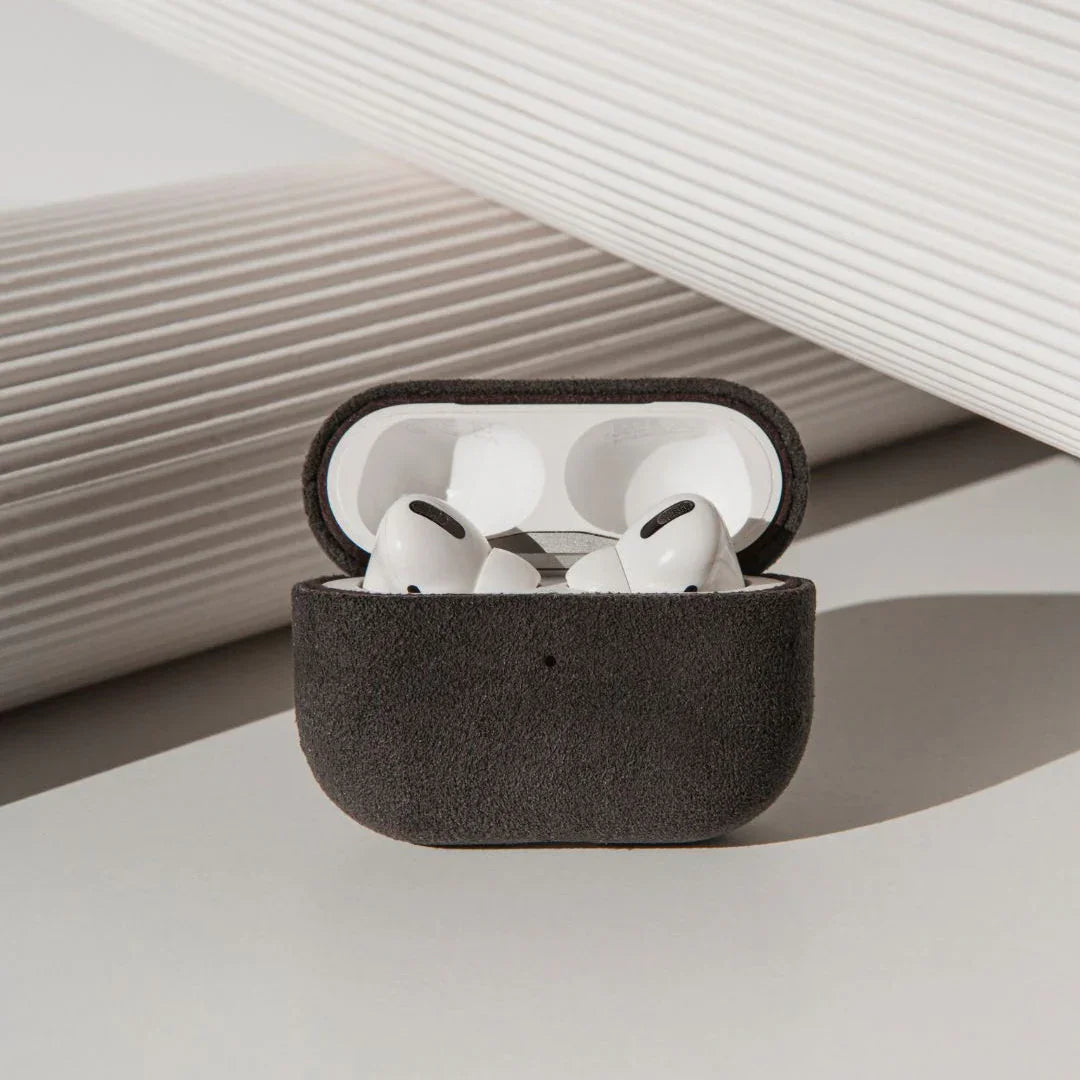 Luriax Alcantara for AirPods 4 Pro in Charcoal Black