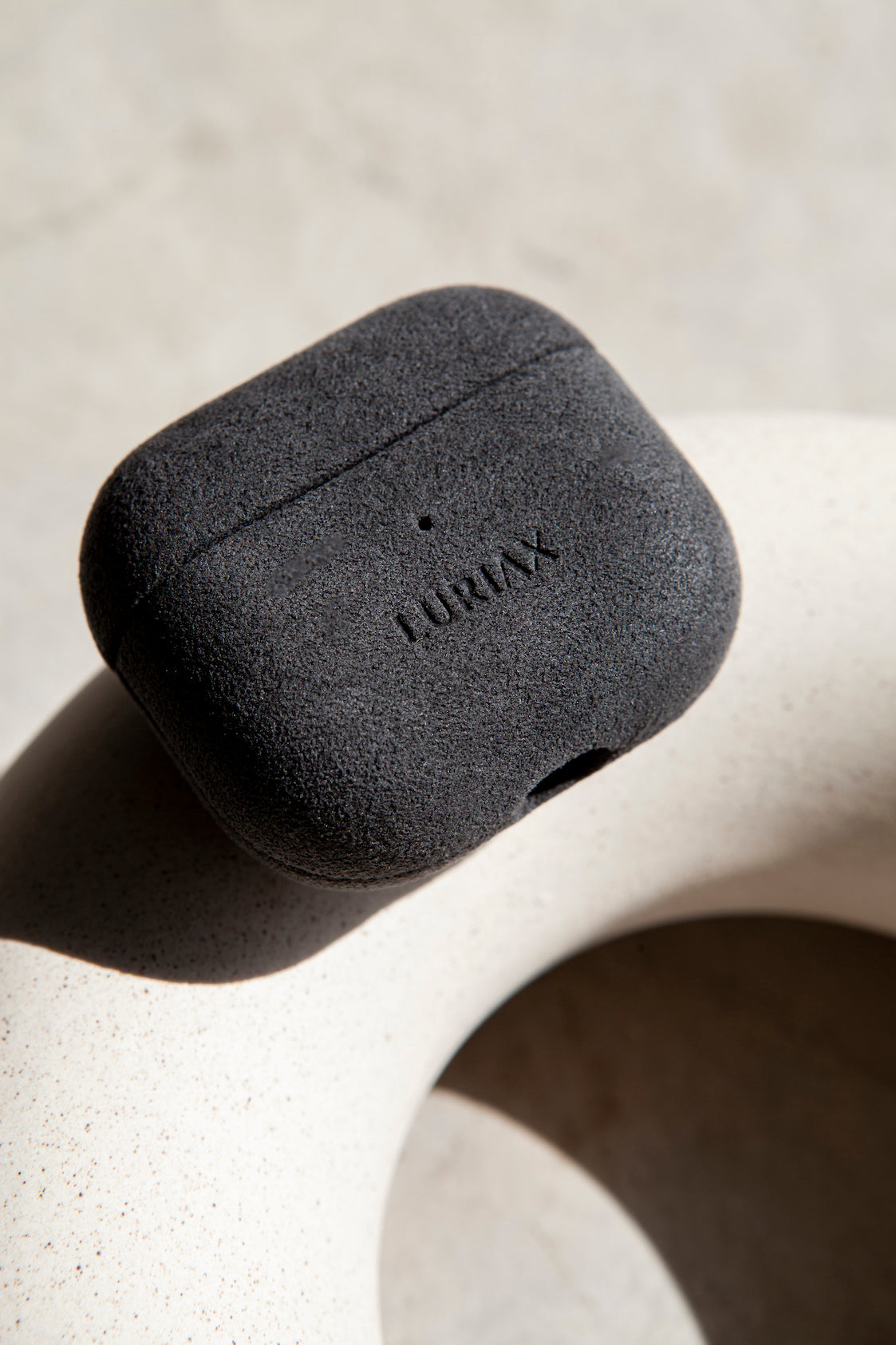 The AirPods Case Alcantara Suede Luriax Airpods Cover