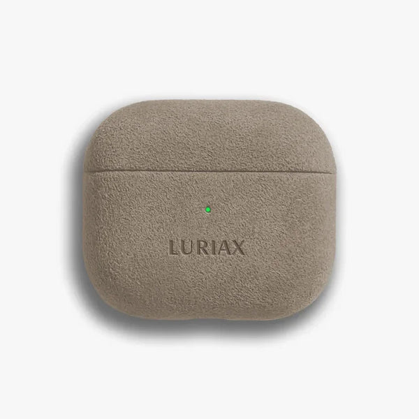 The AirPods 4 Case in Malibu Beige, Alcantara® — product view | Luriax