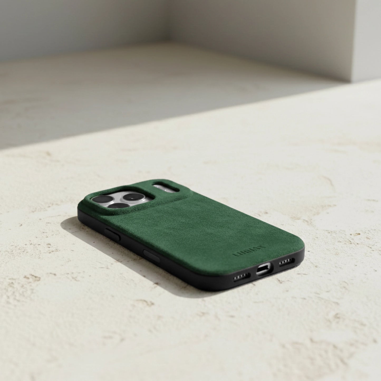 Luriax Alcantara Suede iPhone 17 Pro Max Case | British Racing Green - Lifestyle Corner