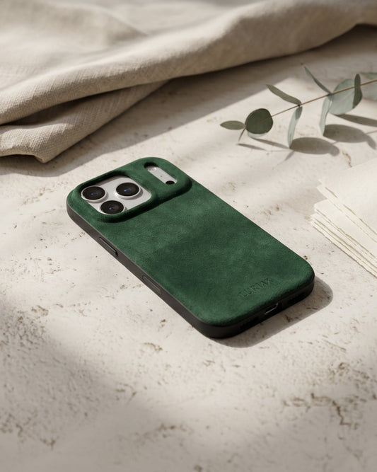 Best Luxury iPhone 17 Pro Max Cases in 2026: An Honest Guide
