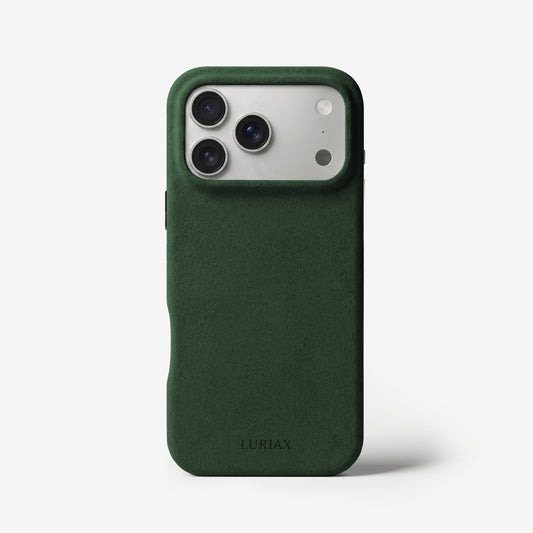 The Signature Handcrafted Case — iPhone 18 in British Racing Green, Alcantara® — front view | Luriax