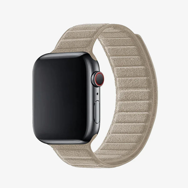 The Magnetic Band in Malibu Beige, Alcantara® — band detail | Luriax