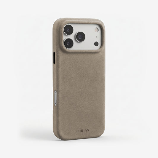 The Signature Handcrafted Case — iPhone 18 in Malibu Beige, Alcantara® — three-quarter view | Luriax