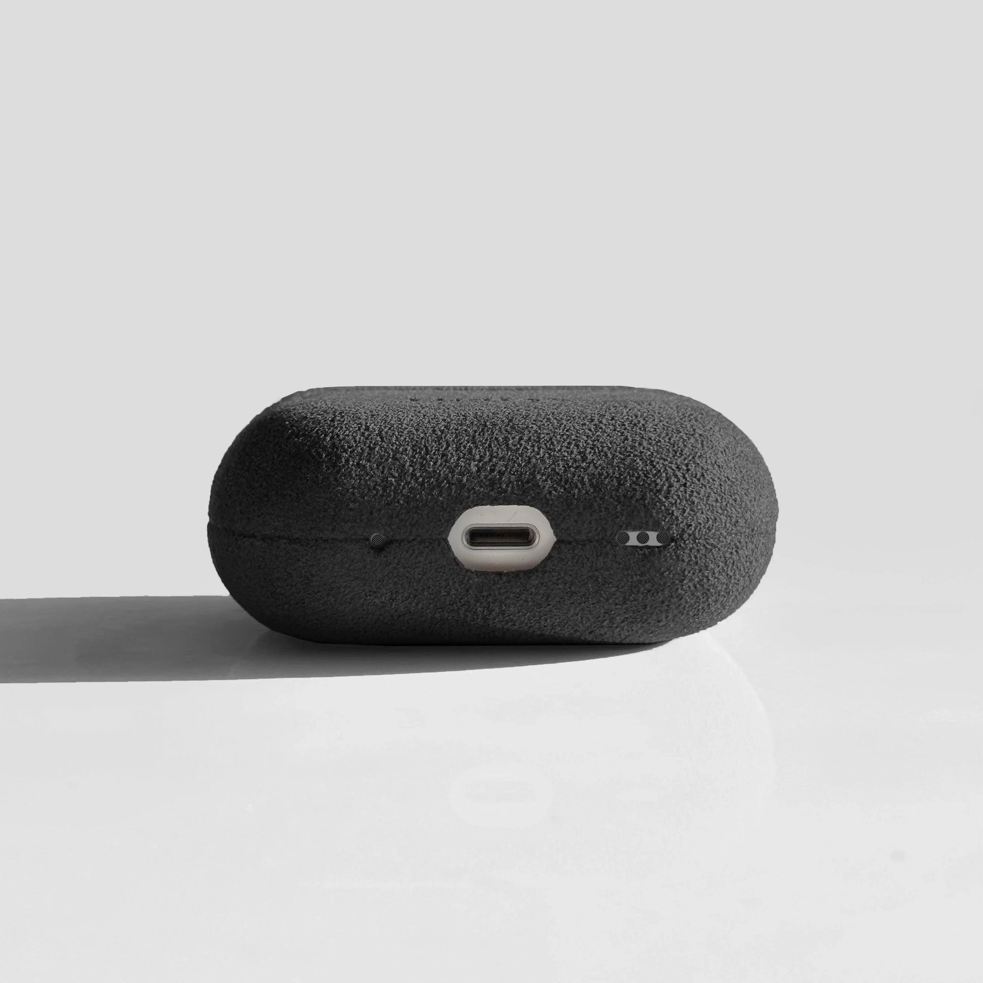 Luriax Alcantara for AirPods 4 Pro in Charcoal Black