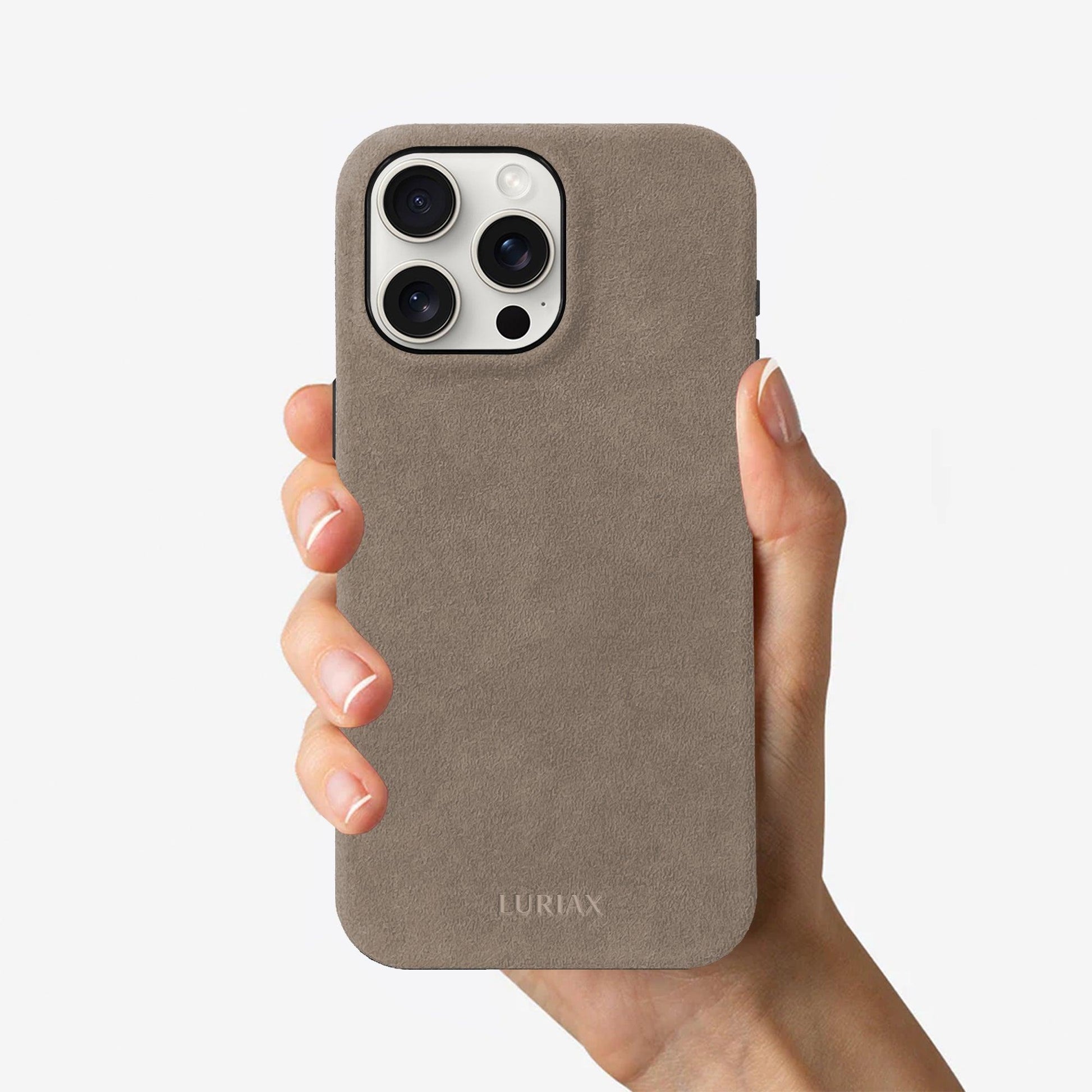 Luriax Classic Case for iPhone 16 Pro Max/Pro in Malibu Beige